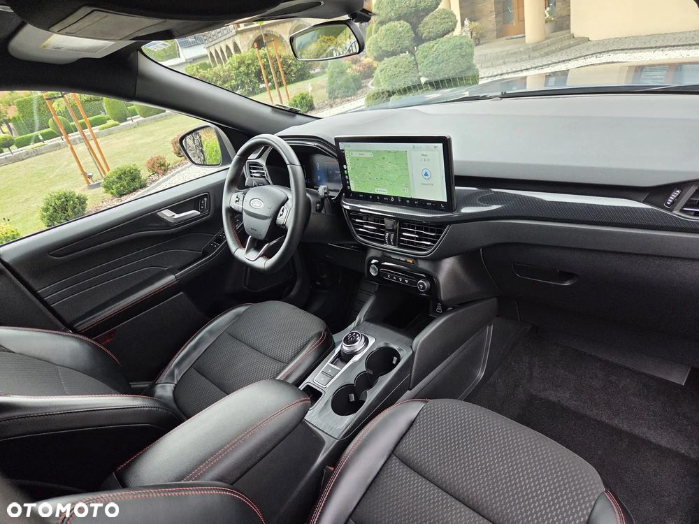 Ford Kuga - 21