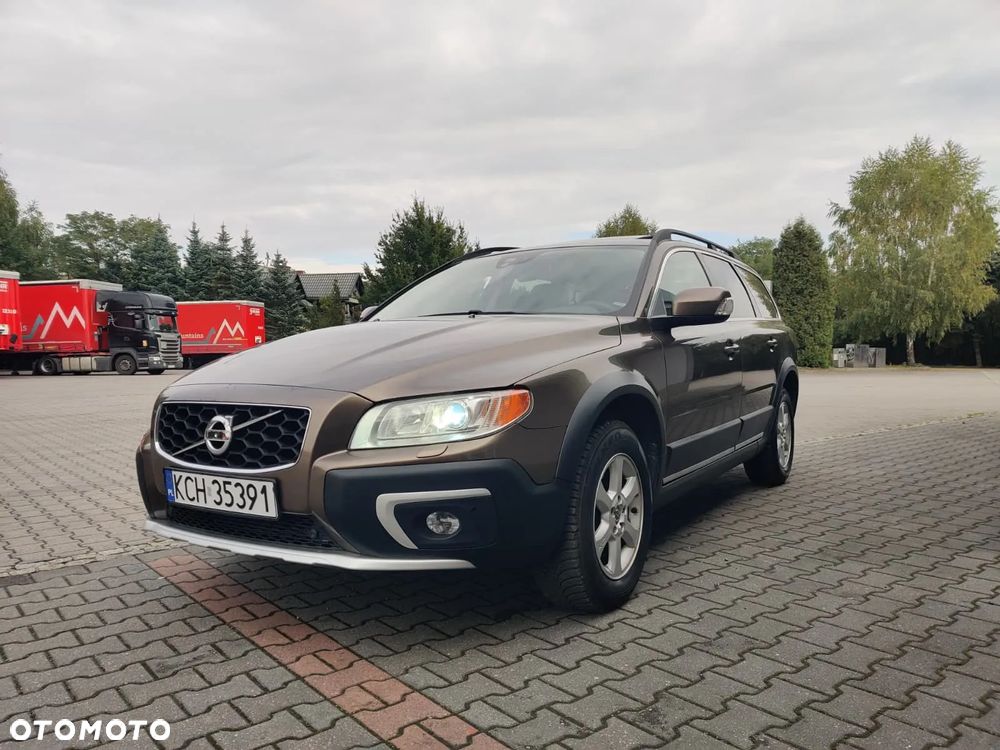 Volvo XC 70 D4 Drive-E Momentum - 1