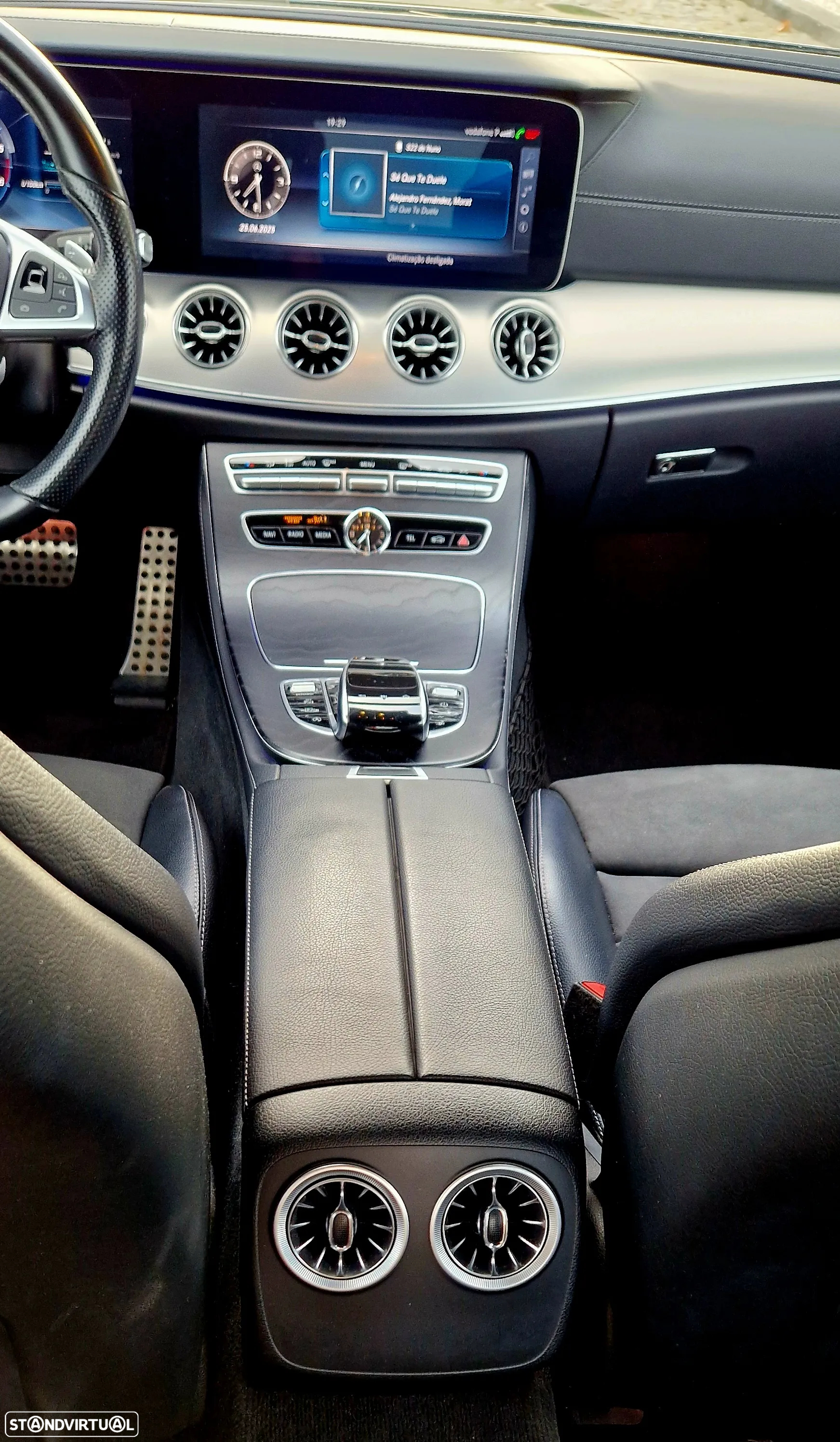 Mercedes-Benz E 220 d AMG Line - 8