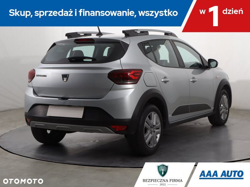 Dacia Sandero - 7