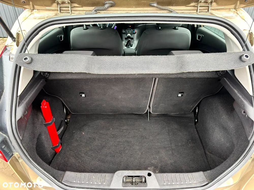 Ford Fiesta 1.25 Ghia EU5 - 21