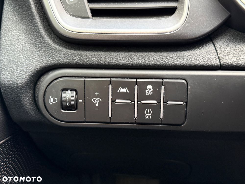 Kia Ceed 1.5 T-GDI M DCT - 18