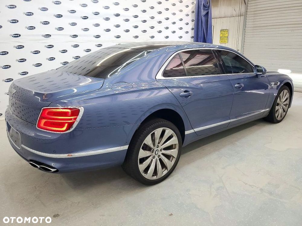 Bentley Flying Spur - 5