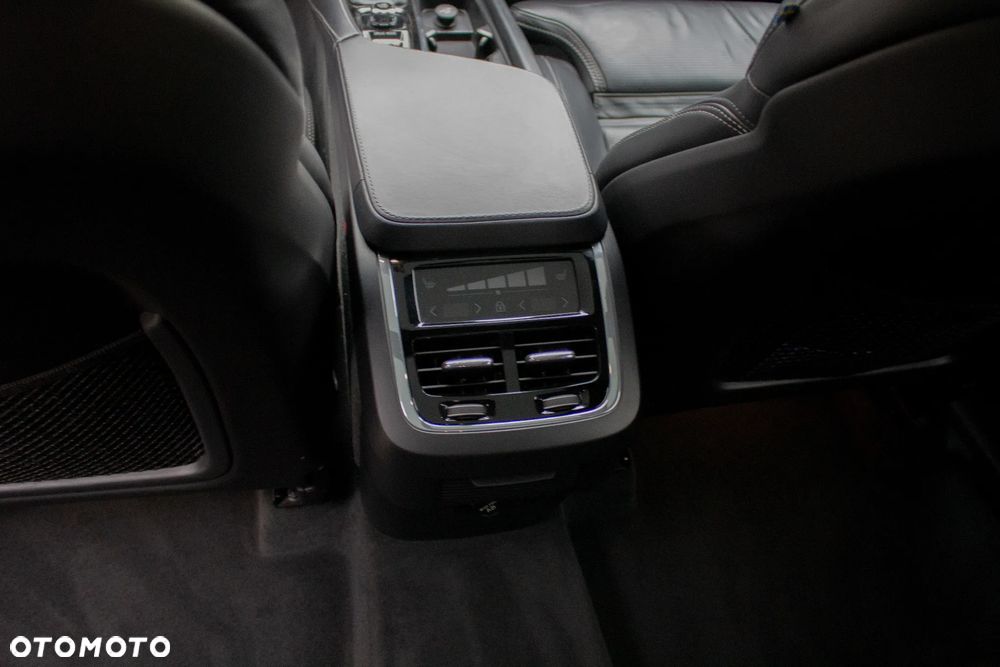 Volvo XC 90 T6 AWD Inscription 7os - 13
