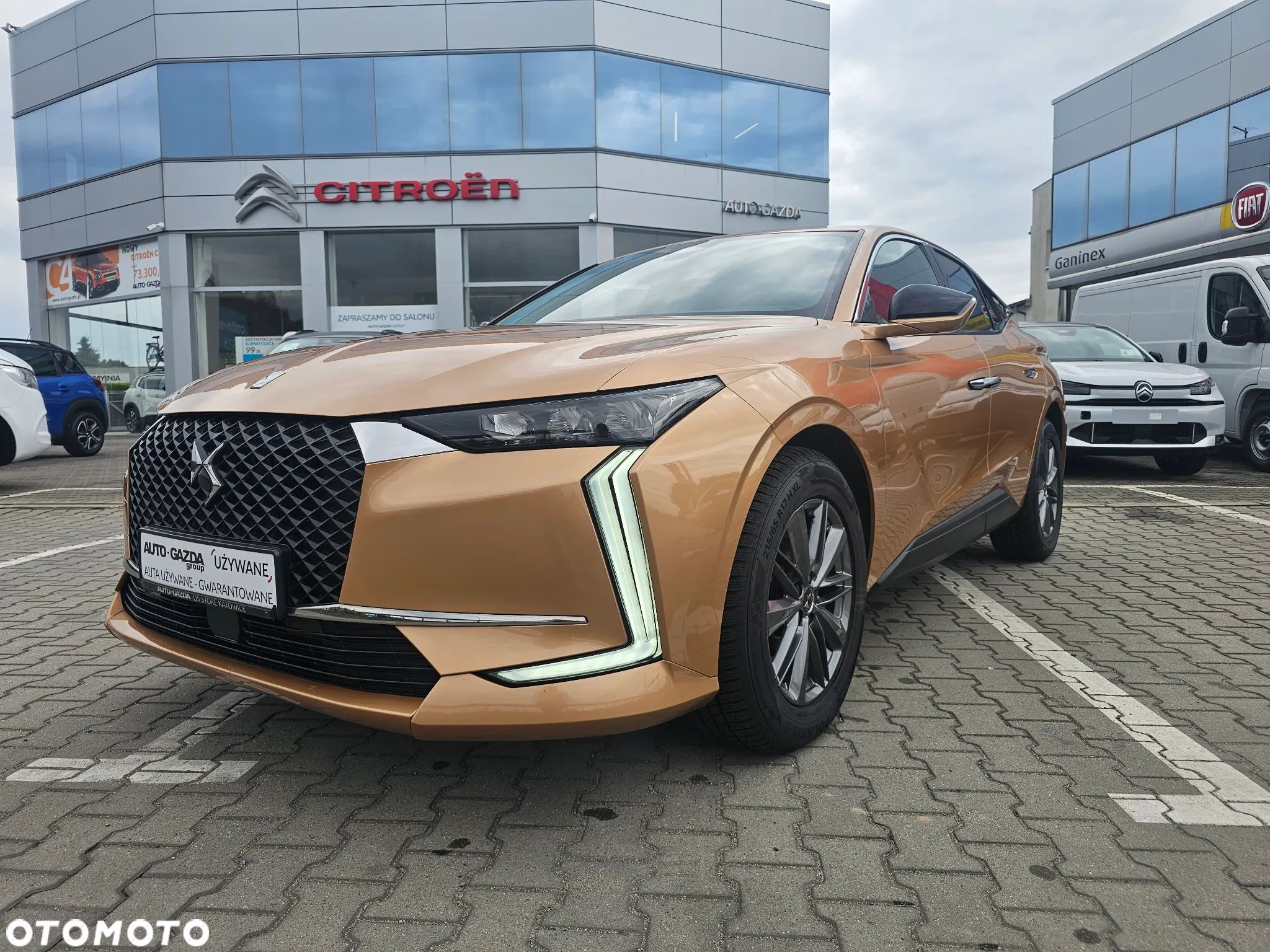 DS Automobiles DS 4 1.2 PureTech Bastille + - 1