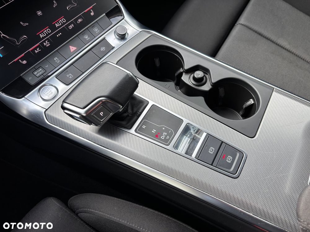 Audi A6 Limousine 45 TFSI Quattro S tronic - 32
