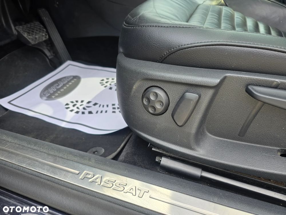 Volkswagen Passat Variant 2.0 TDI Highline DSG - 17