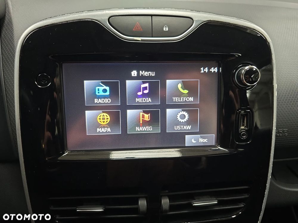 Renault Clio 1.2 16V Alize - 24