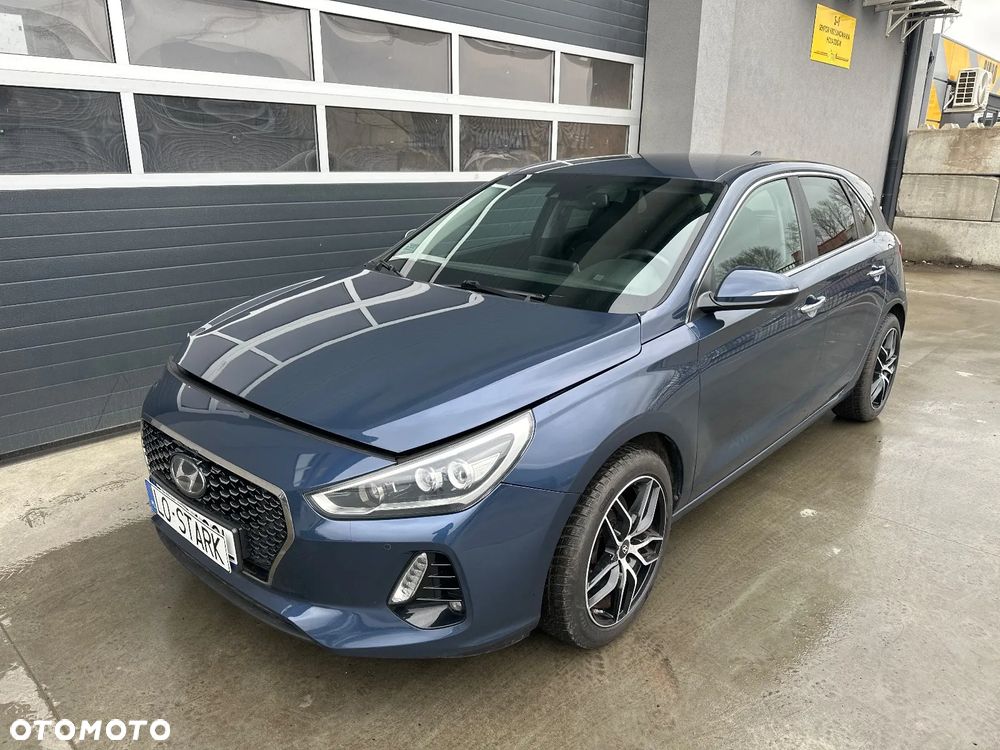 Hyundai i30 1.4 T-GDI Premiere Luxury - 4