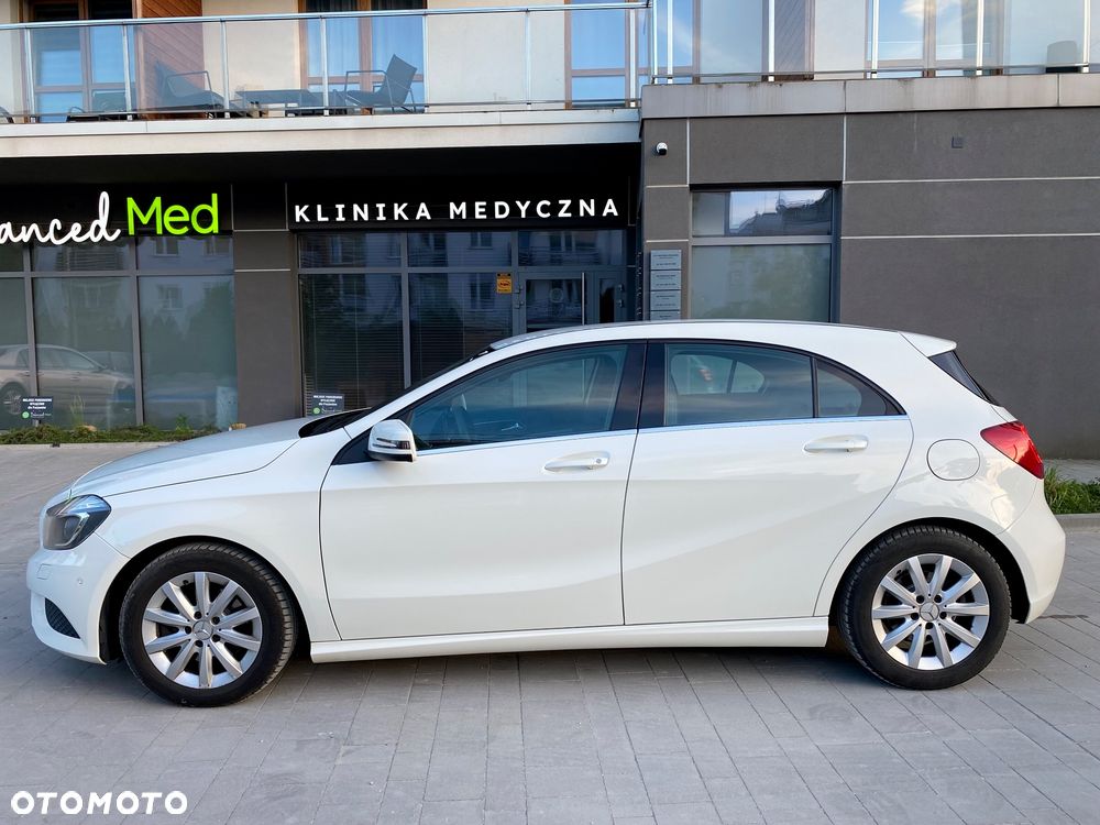 Mercedes-Benz Klasa A 180 7G-DCT - 4