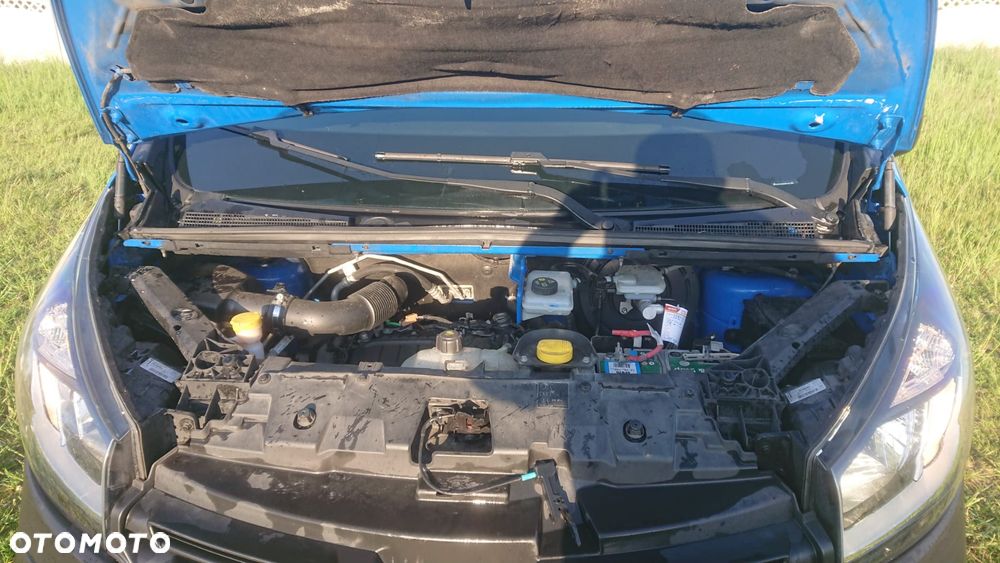 Renault TRAFIC - 17