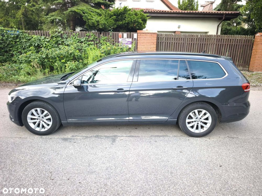 Volkswagen Passat 2.0 TDI SCR Trendline - 2