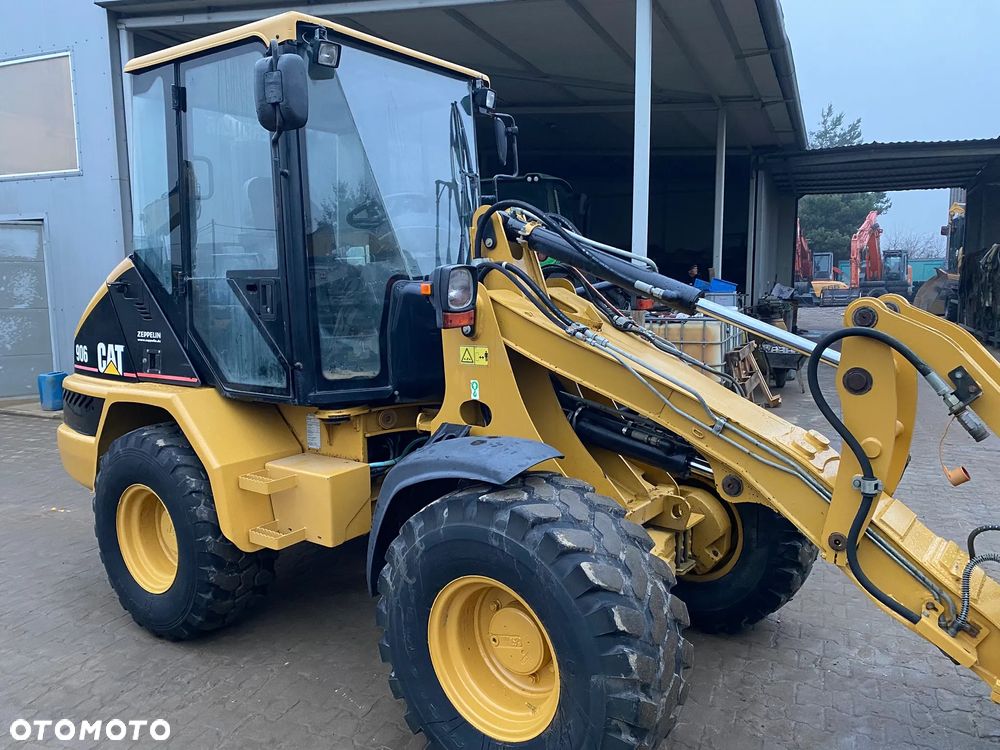 Caterpillar CAT 906, ŁYŻKA + WIDŁY, SUPER STAN, z NIEMIEC, SERWISOWANA W CAT - 15