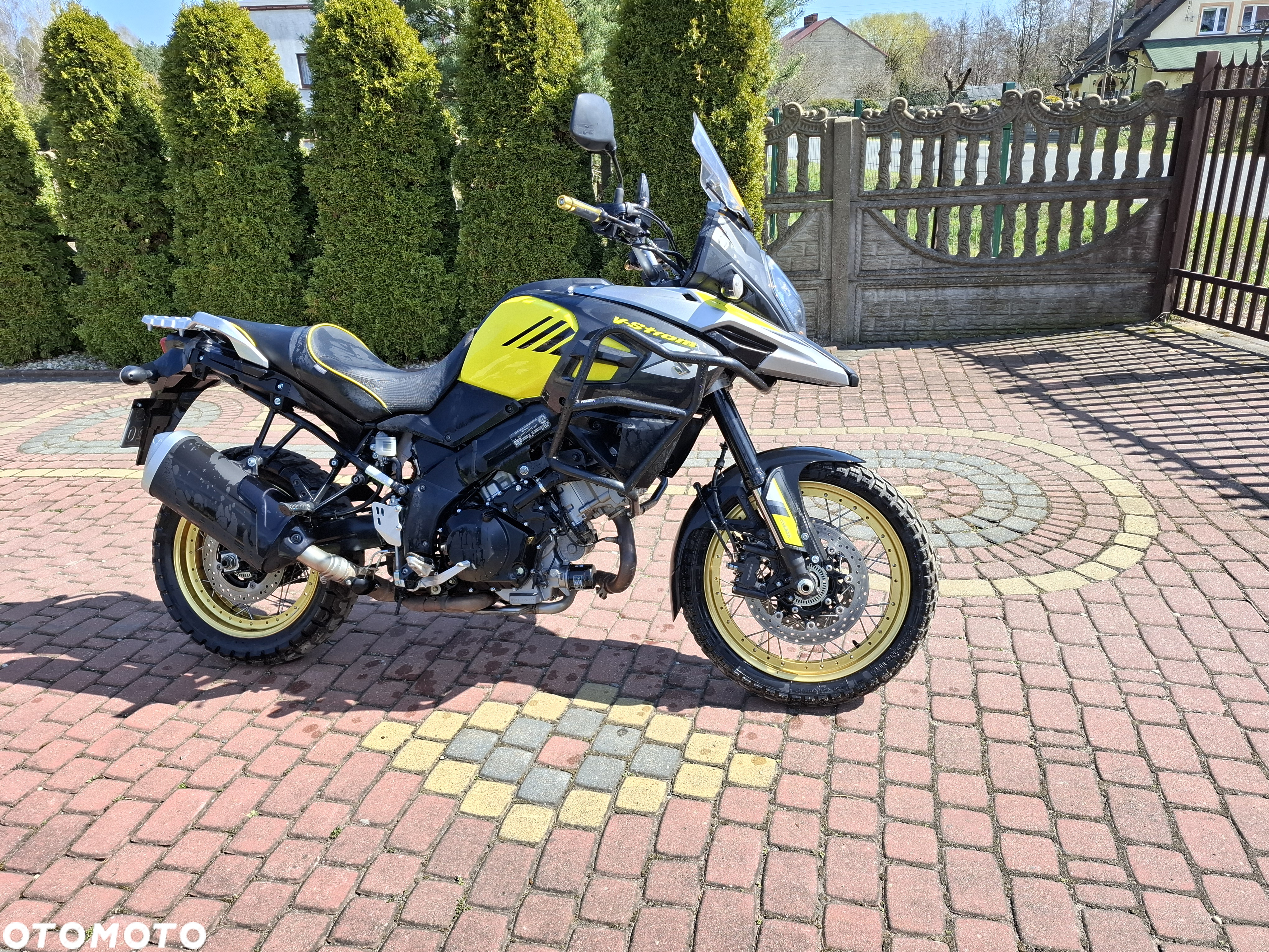 Suzuki DL - 9