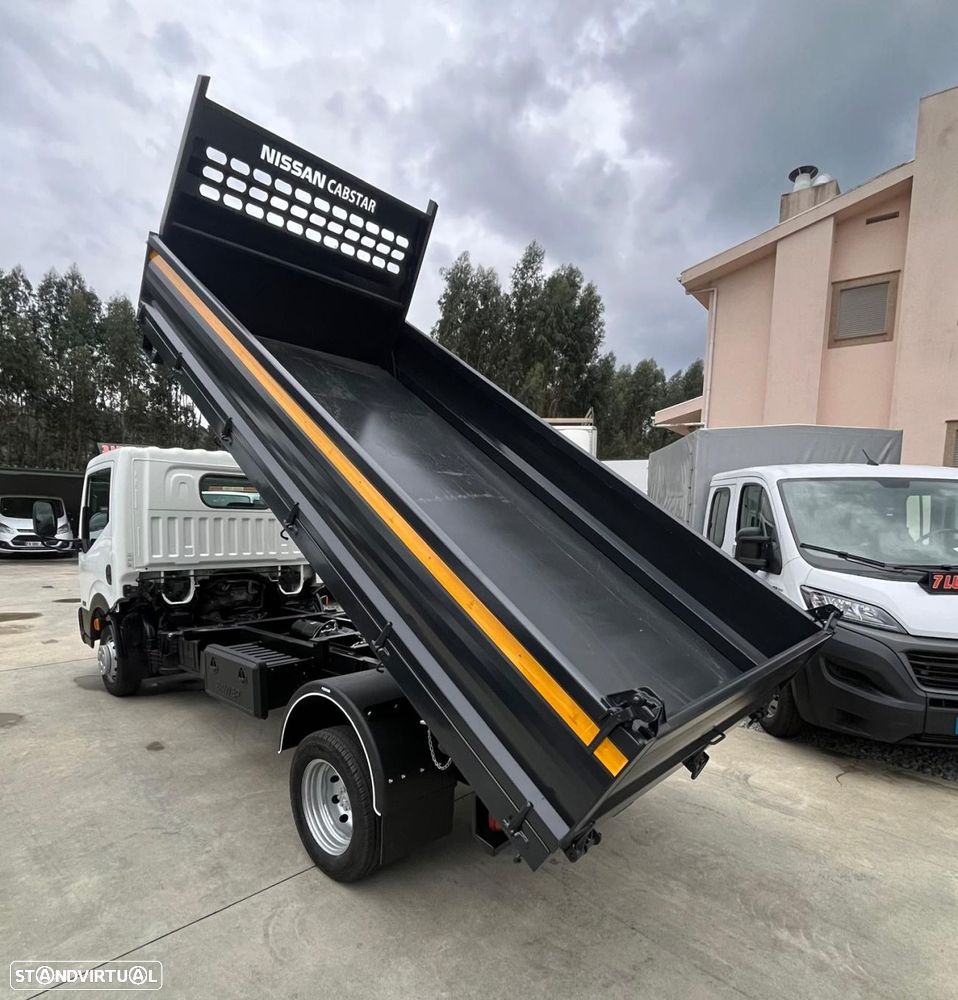 Nissan Cabstar Tri-basculante - 12