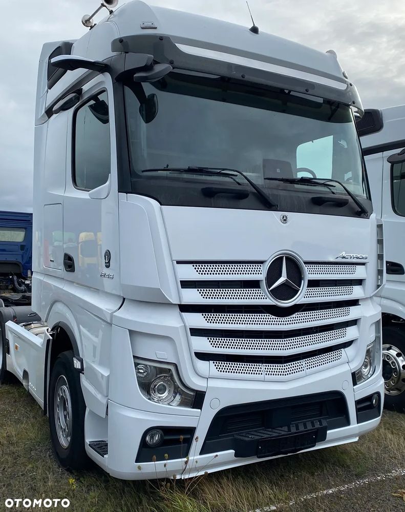 Mercedes-Benz Actros 1845 LS * BigSpace * Skóra * Klima postojowa * Bi-Xenon - 3