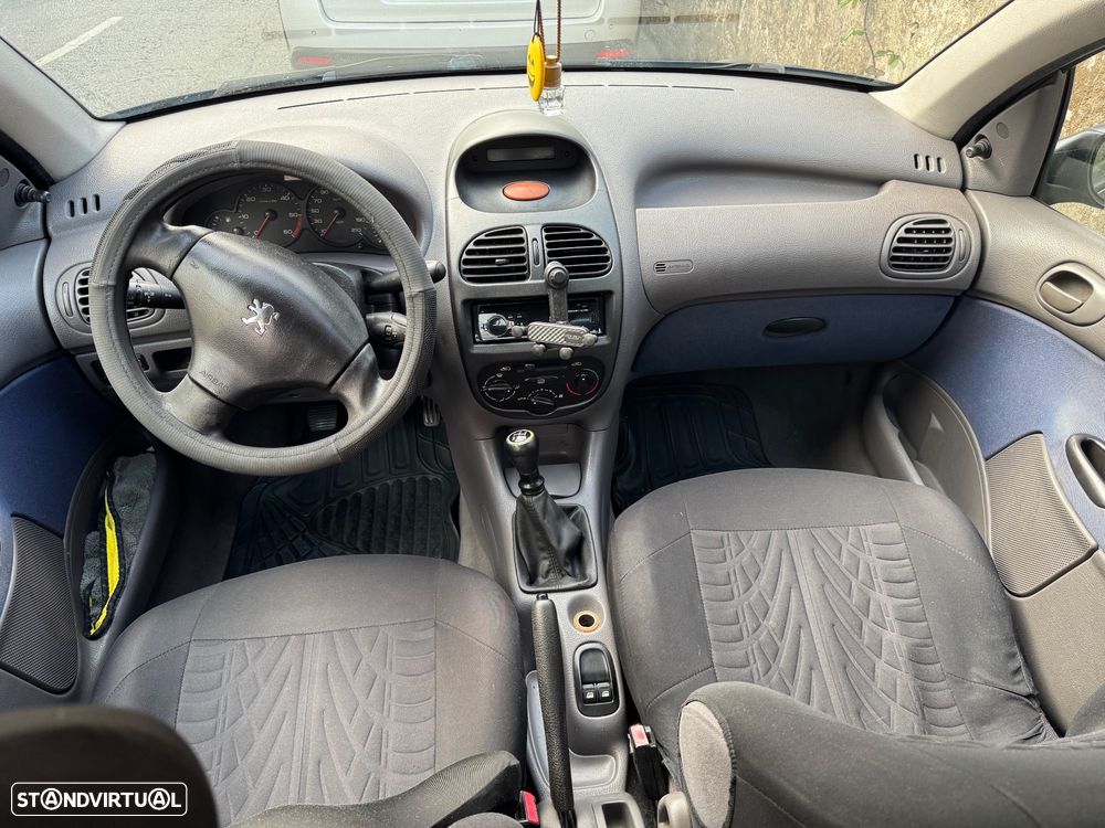 Peugeot 206 1.1 Color Line - 7