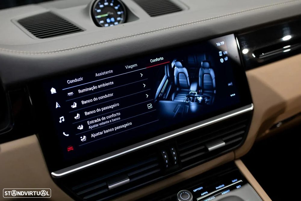 Porsche Cayenne Coupé E-Hybrid - 35