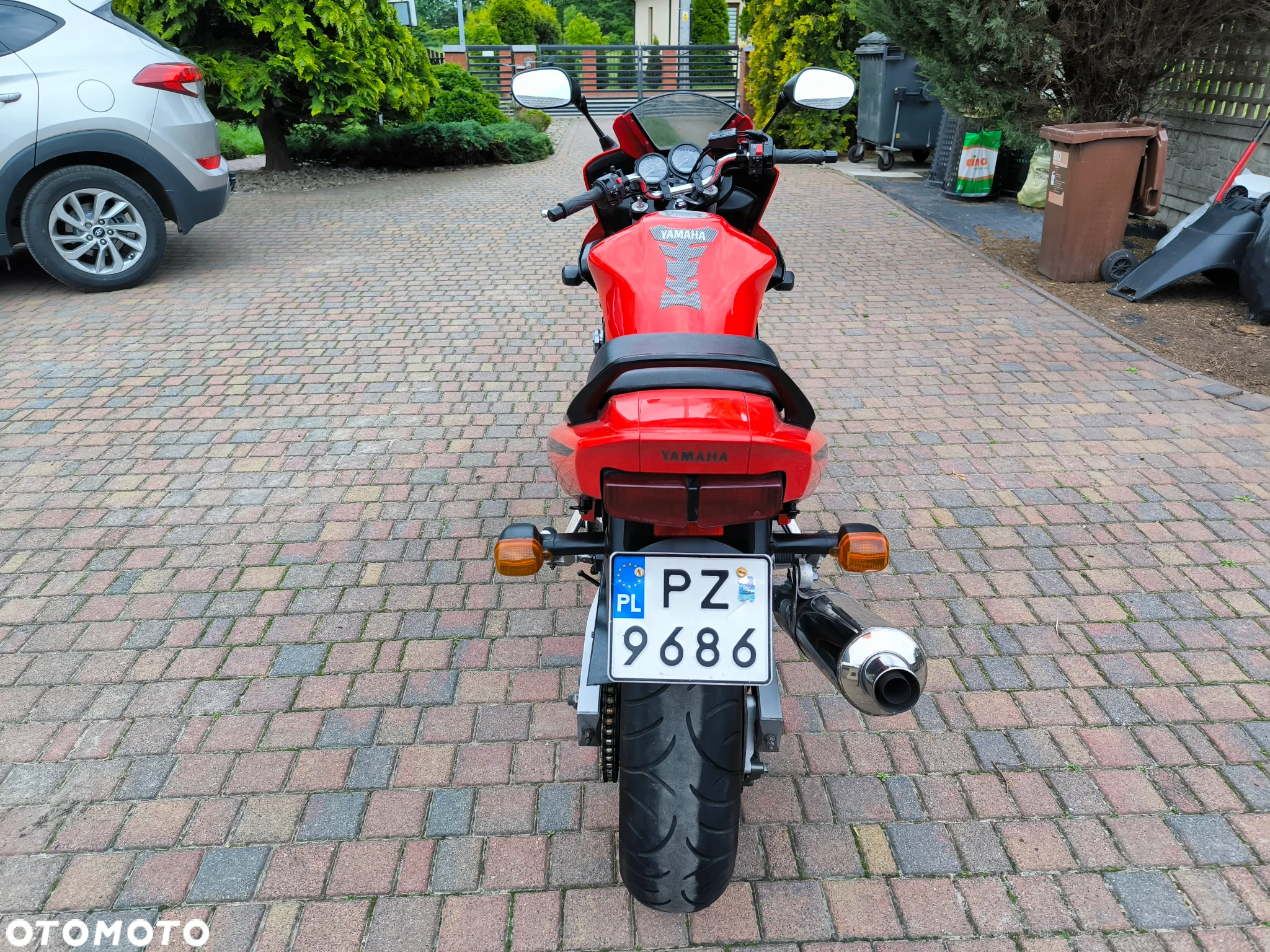 Yamaha FZS - 7