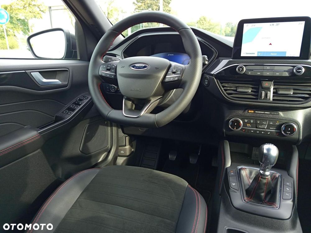 Ford Kuga - 13