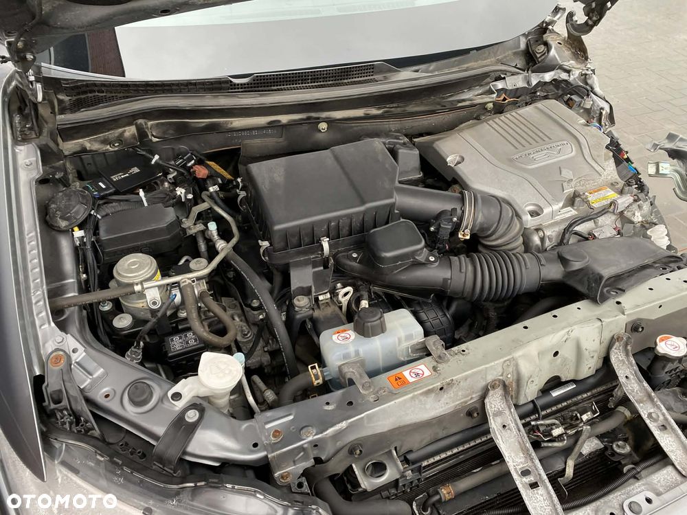 Mitsubishi Outlander 2.4 4WD - 24