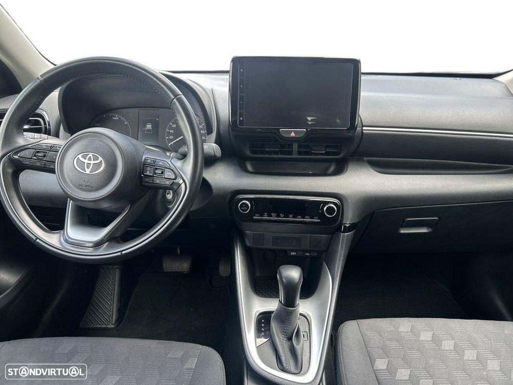 Toyota Yaris - 11