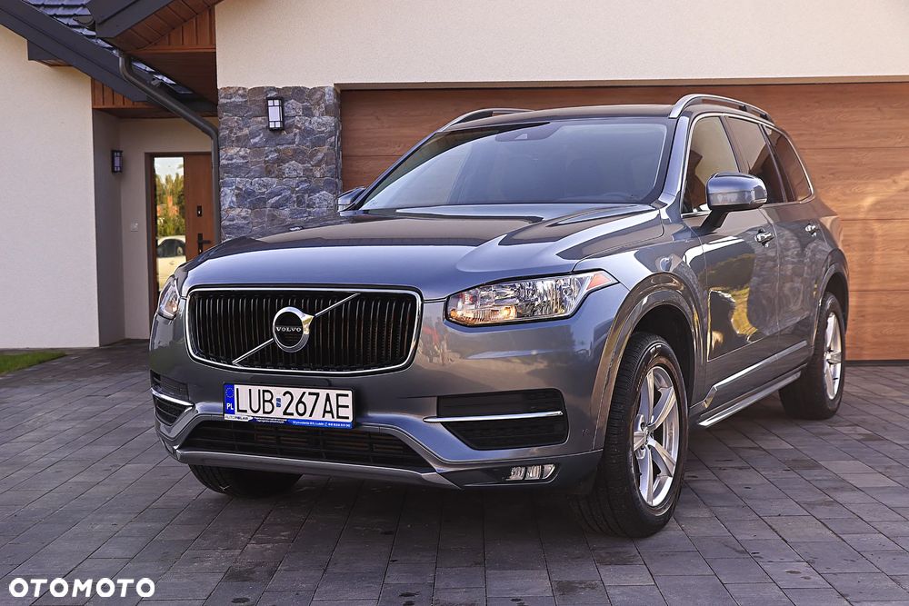 Volvo XC 90 T5 AWD Momentum - 1