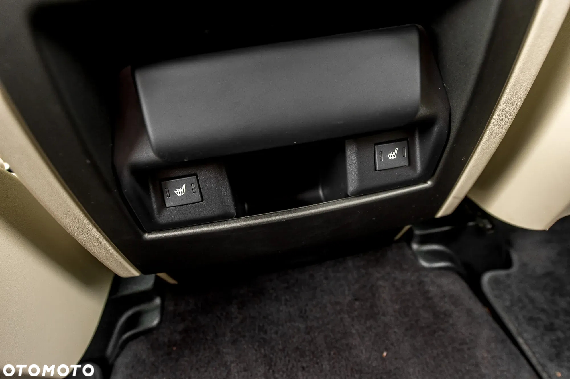 Land Rover Range Rover Sport - 24
