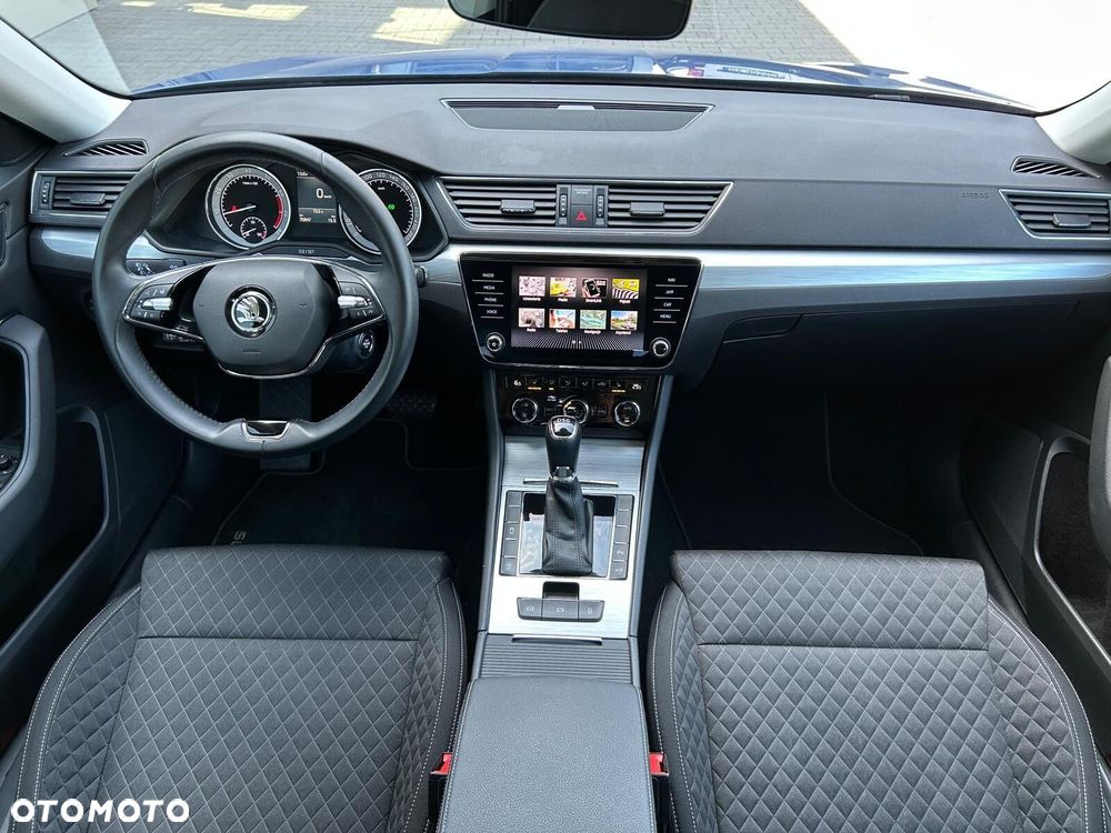 Skoda Superb 2.0 TSI Ambition DSG - 5