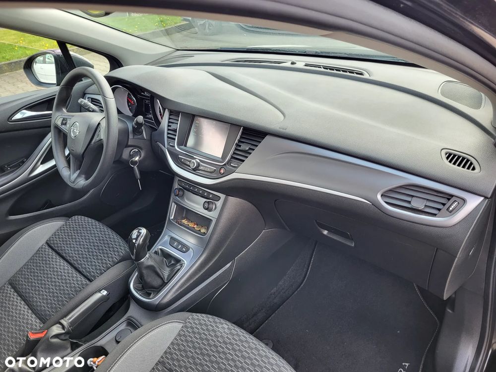 Opel Astra 1.5 D Start/Stop Sports Tourer Business Edition - 12