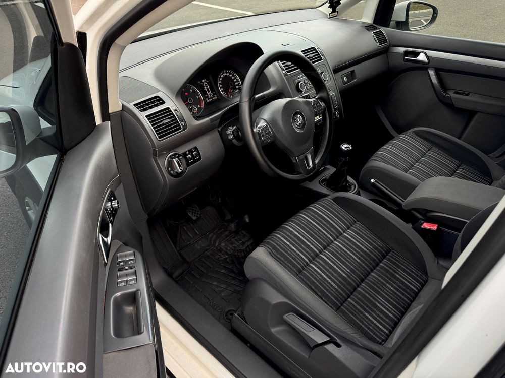 Volkswagen Touran Cross 1.6 TDI - 5