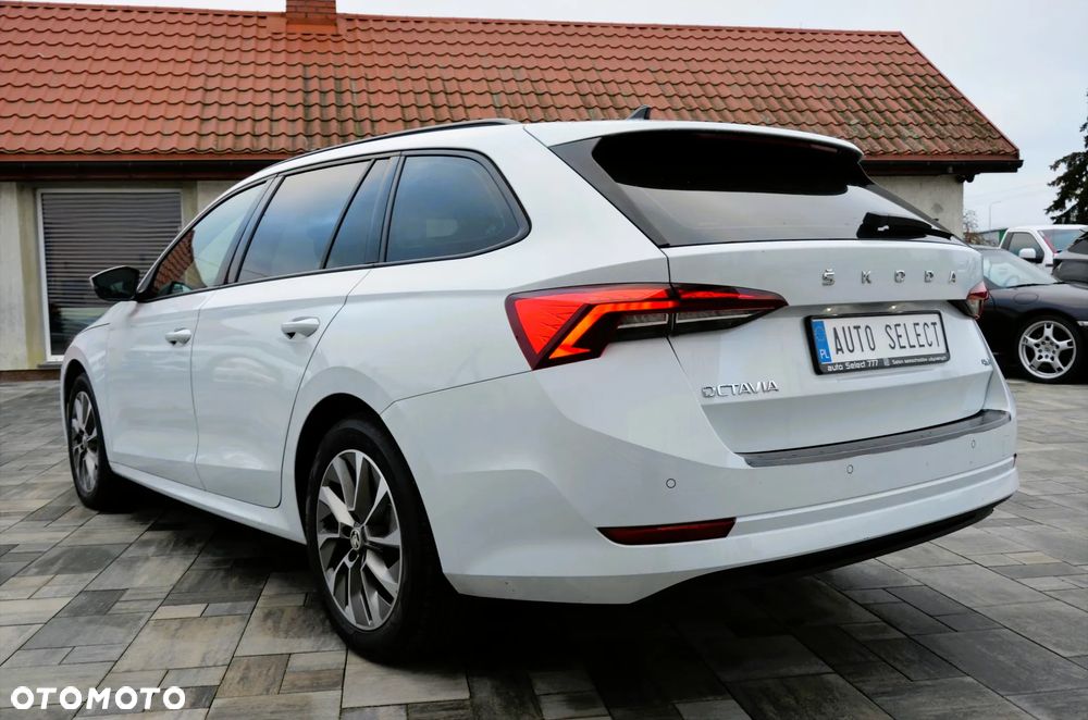 Skoda Octavia 2.0 TDI DSG 4x4 Style - 11