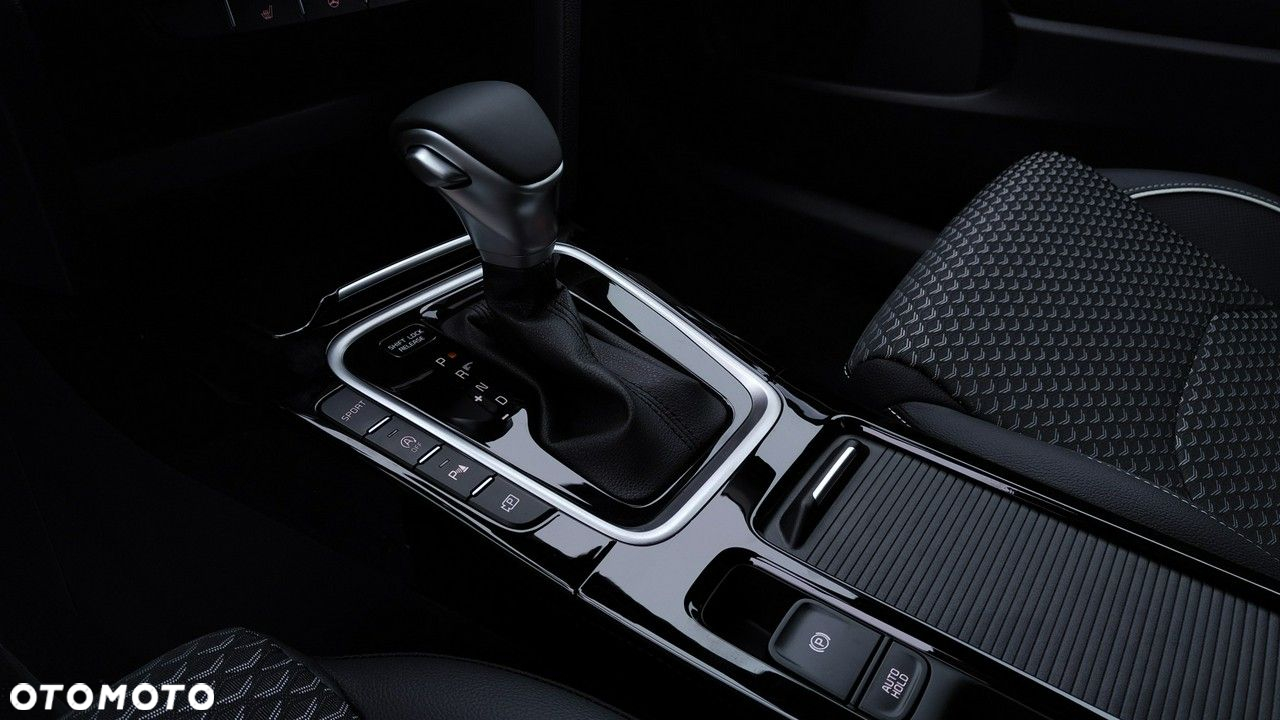 Kia Ceed - 12