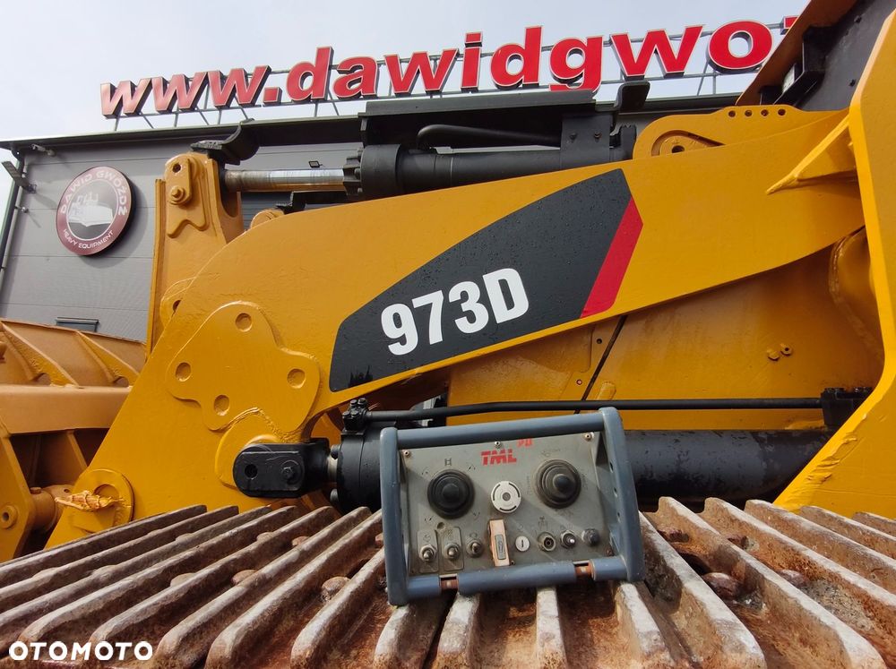 Caterpillar 973D - 12