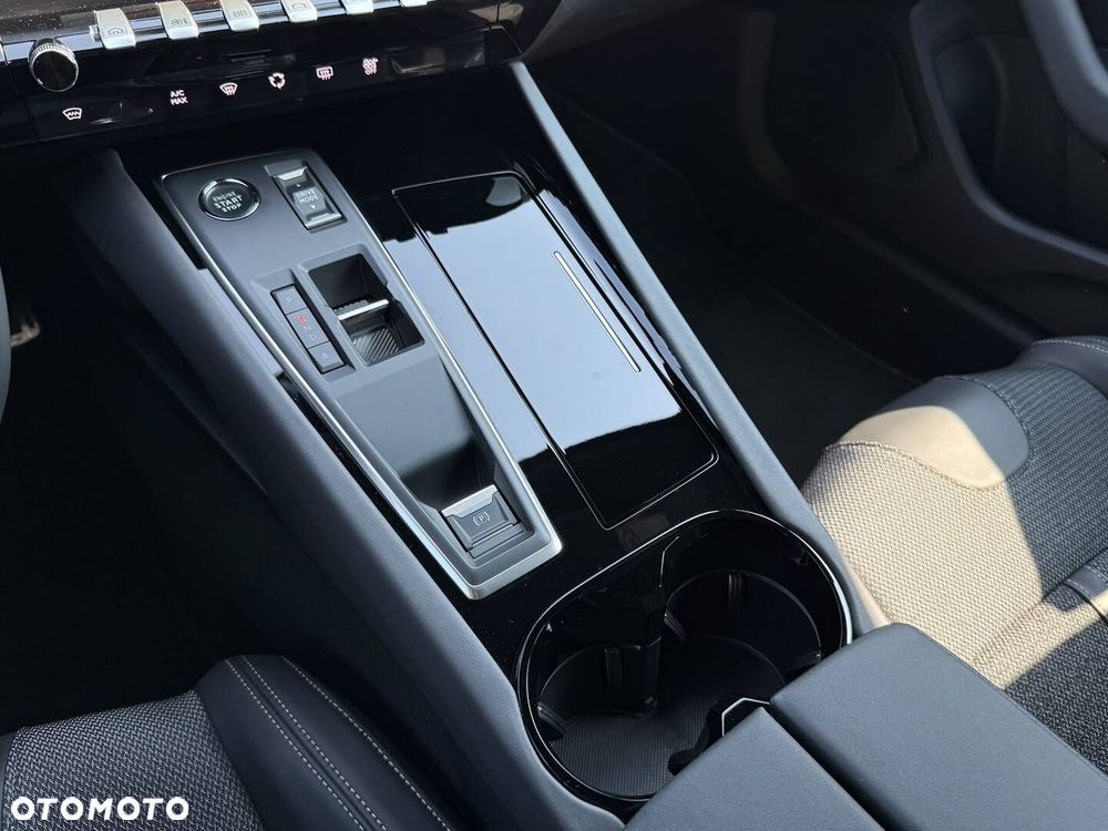 Peugeot 508 1.6 PureTech HYbrid PHEV Allure S&S EAT8 - 18