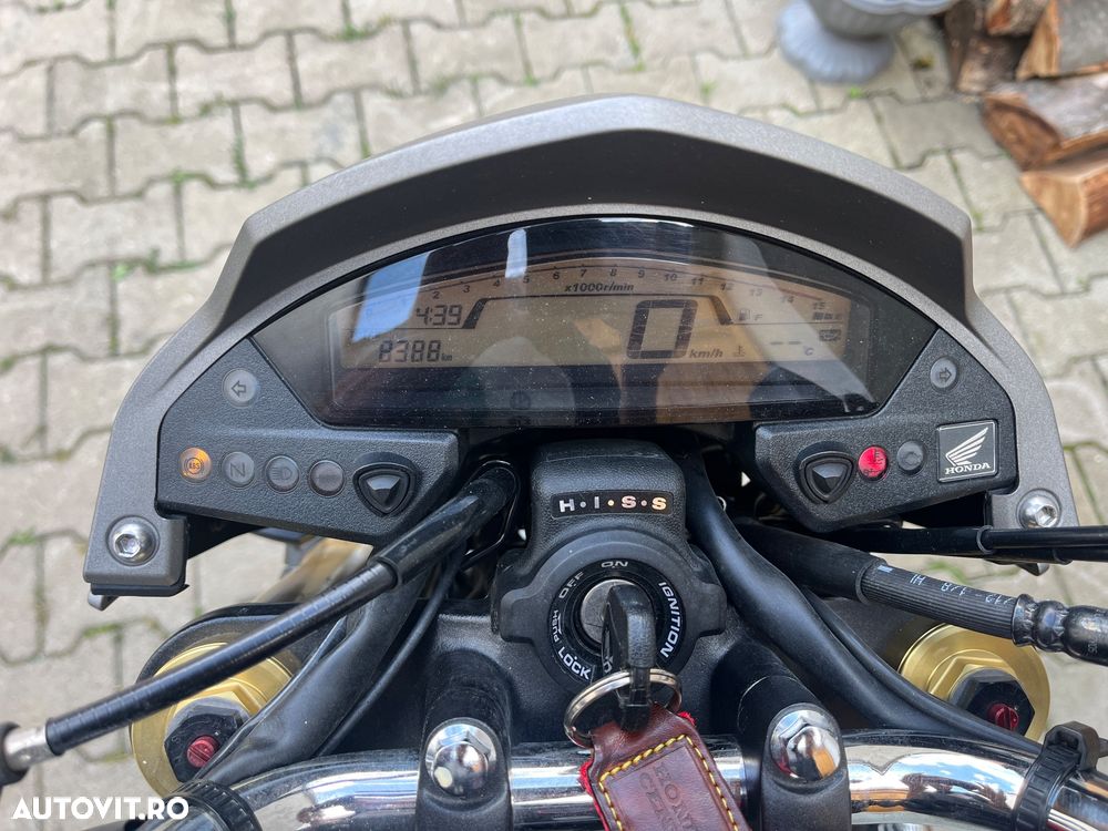 Honda CB 600F Hornet - 7