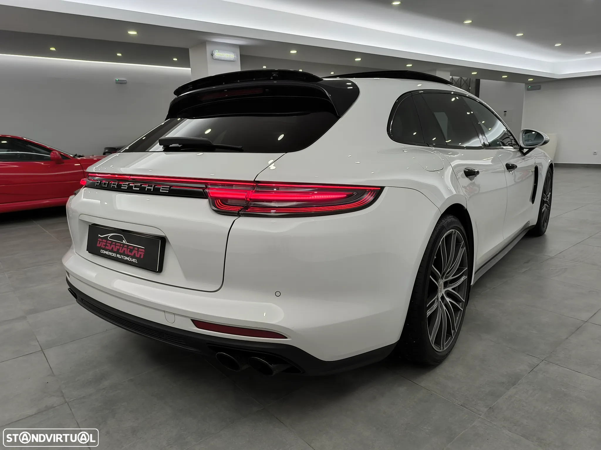 Porsche Panamera Sport Turismo 4 E-Hybrid - 14