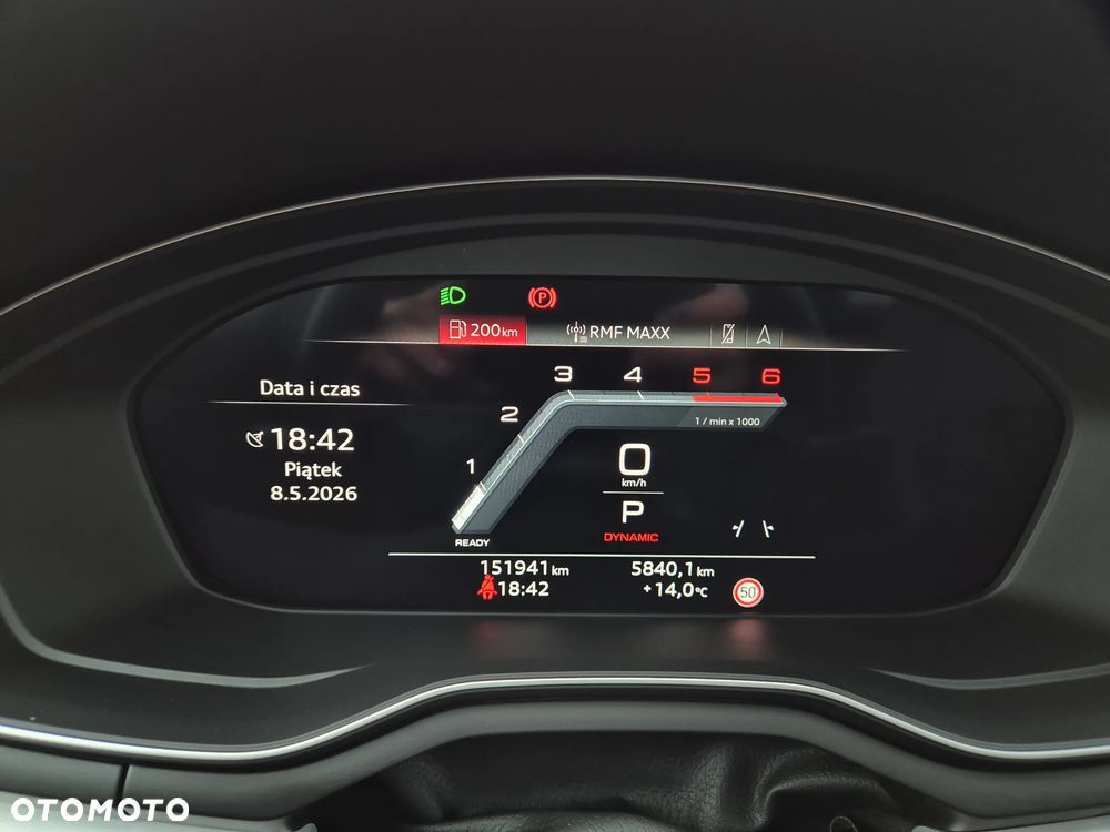 Audi A4 Avant 40 TDI quattro S tronic S line - 28