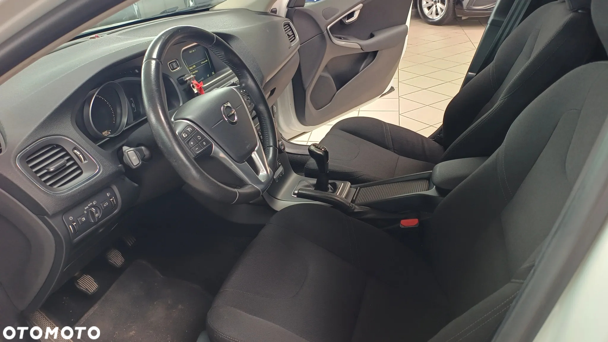 Volvo V40 D2 Drive-E Kinetic - 23