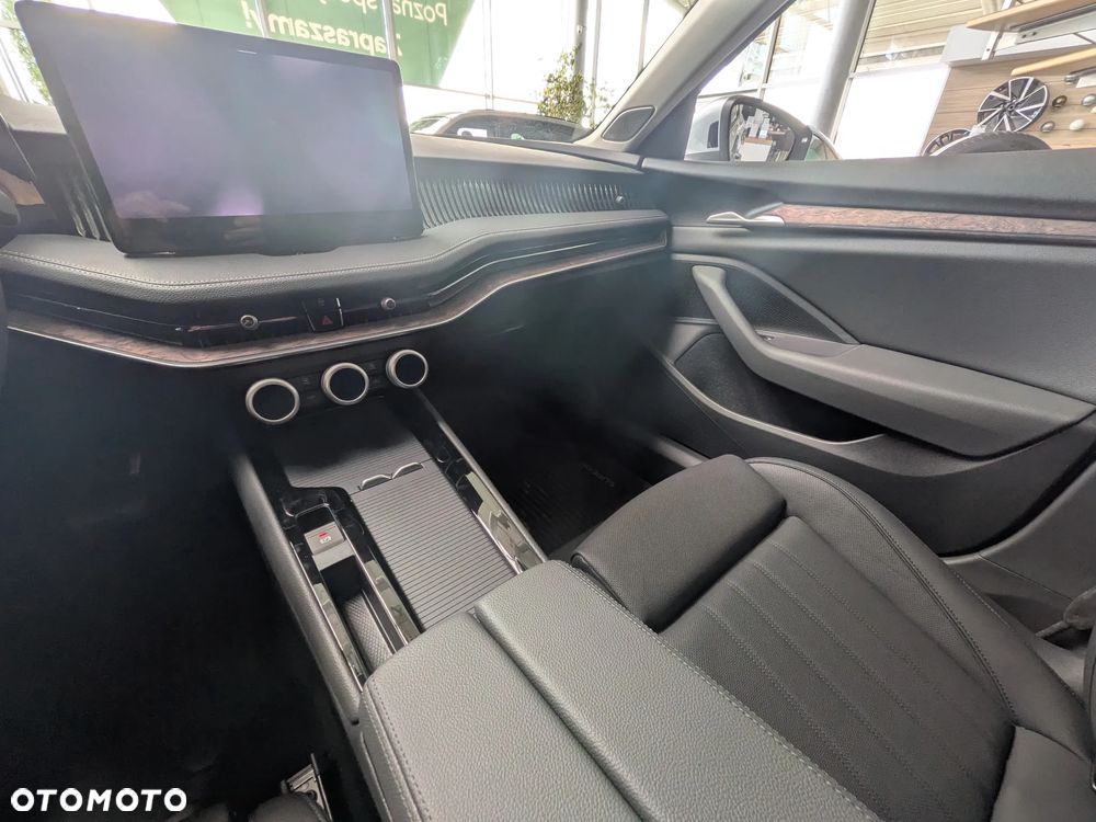 Skoda Superb 1.5 TSI L&K DSG - 20