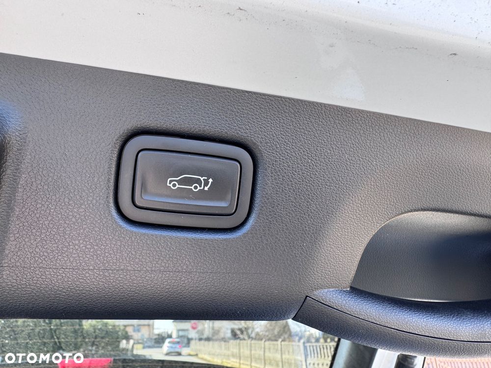 Hyundai Kona - 9