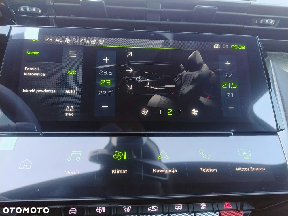 Peugeot 408 1.2 PureTech mHEV GT Exclusive S&S e-DSC6 - 16