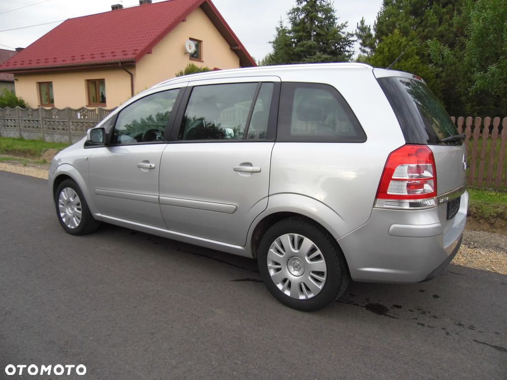 Opel Zafira 1.8 Design Edition - 7
