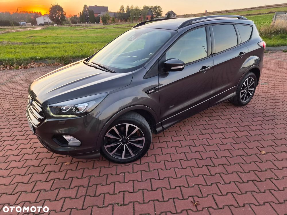 Ford Kuga 2.0 TDCi 4x4 ST-Line - 1