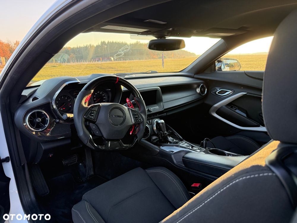 Chevrolet Camaro Coupe 2.0 - 9