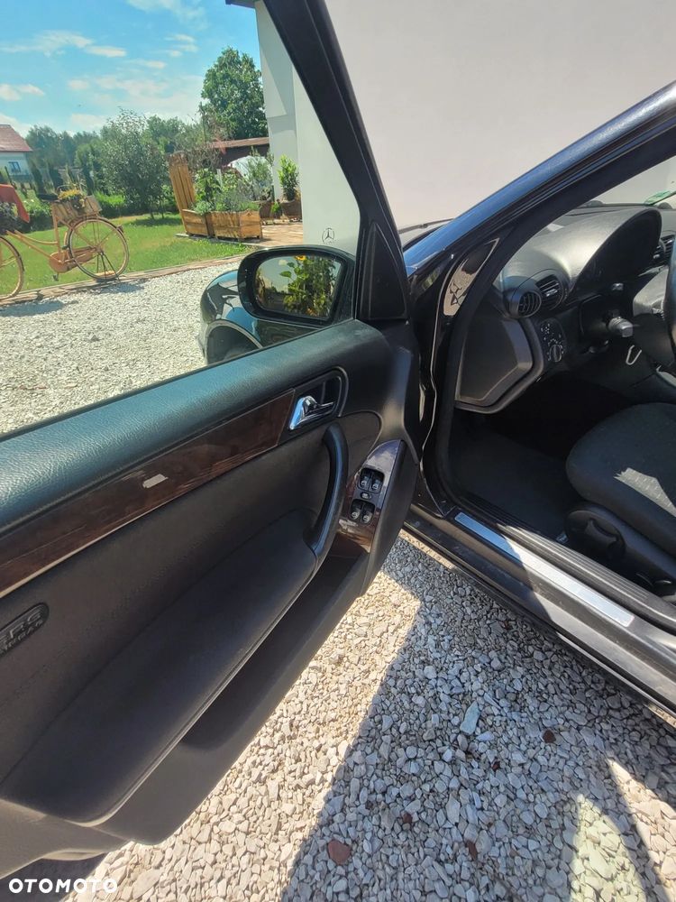 Mercedes-Benz Klasa C 220 T CDI Elegance - 9