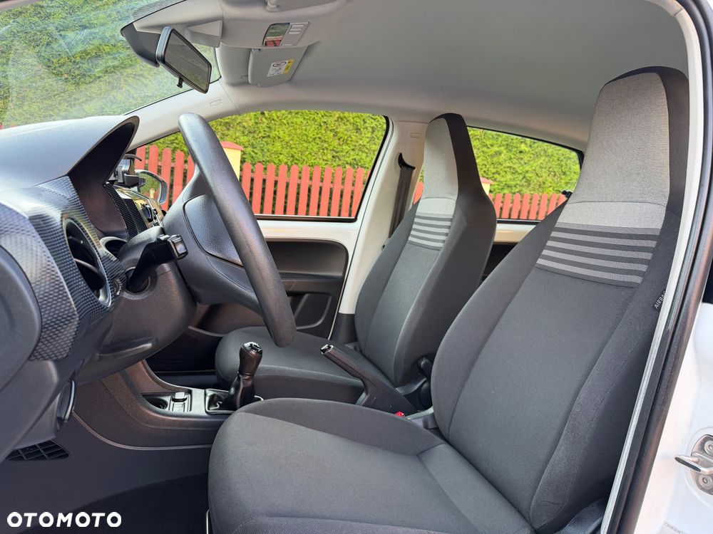 Volkswagen up! white style - 35