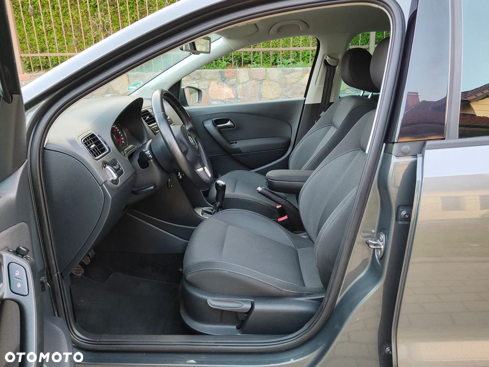 Volkswagen Polo - 14