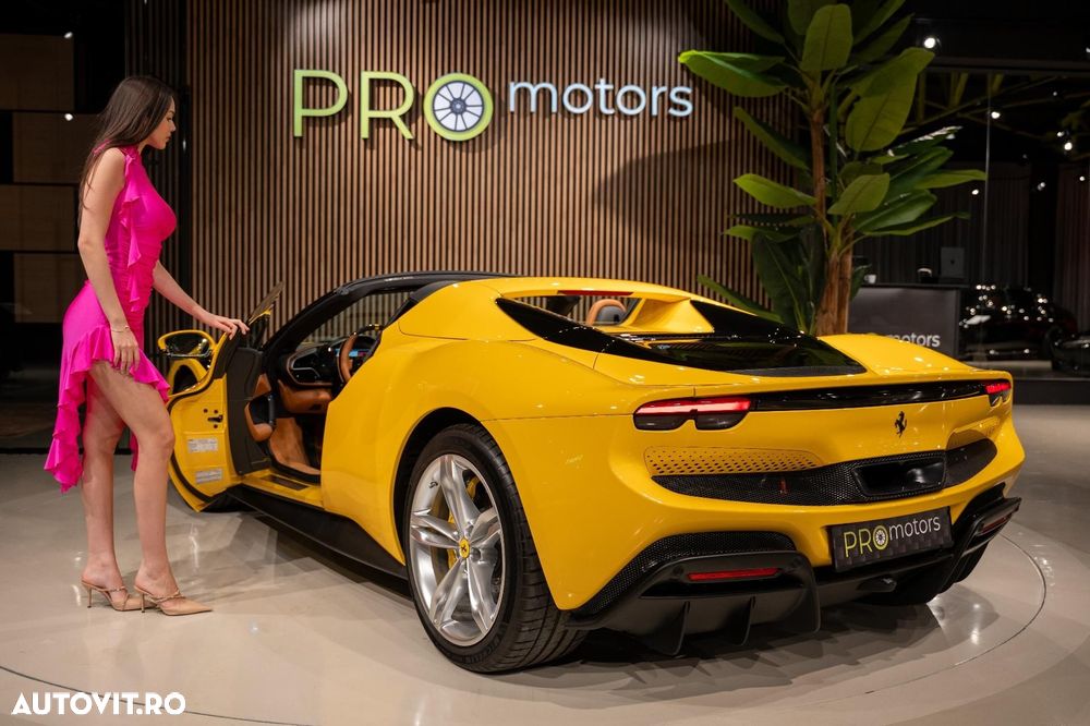 Ferrari 296 GTS - 31