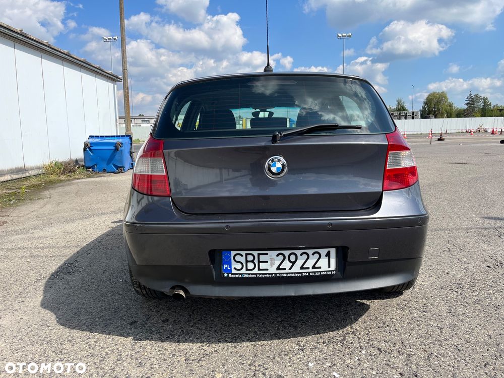 BMW Seria 1 116i - 15